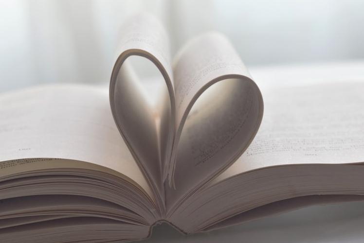 Top 5 Young Adult Picks for Valentine's Day