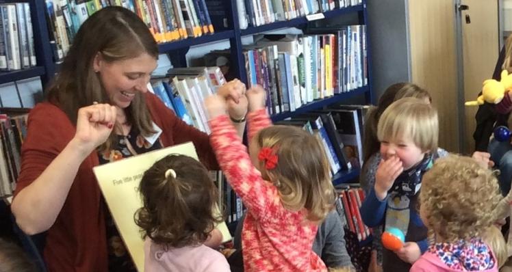 Rhymetime at La Nouvelle Maraitaine
